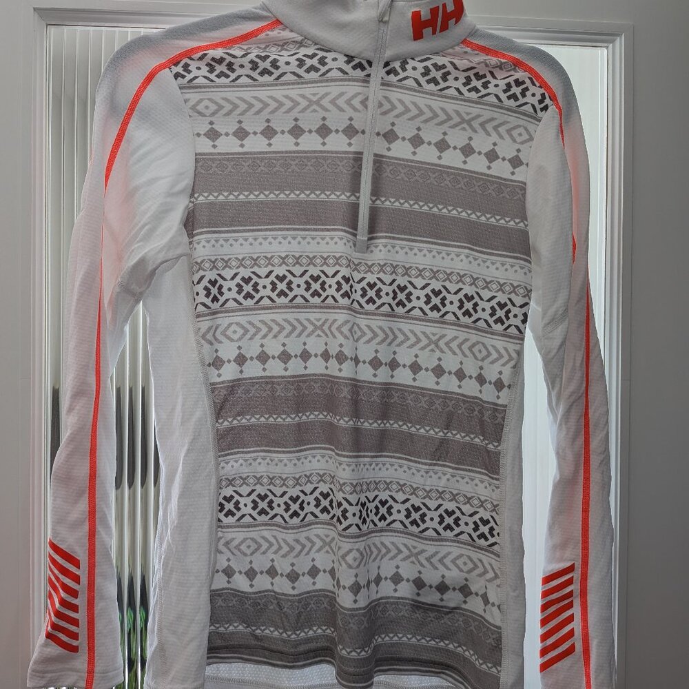 Helly Hansen long sleeve top Size M